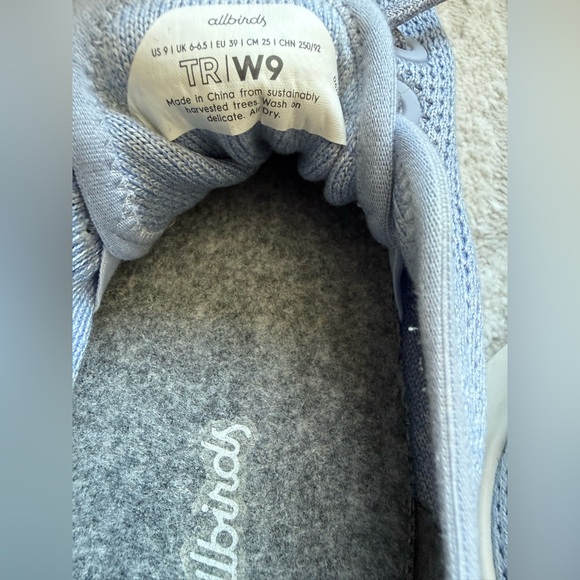Allbirds Womens Size 9 Light Blue Tree Runners 🩵 - Picture 3 of 10